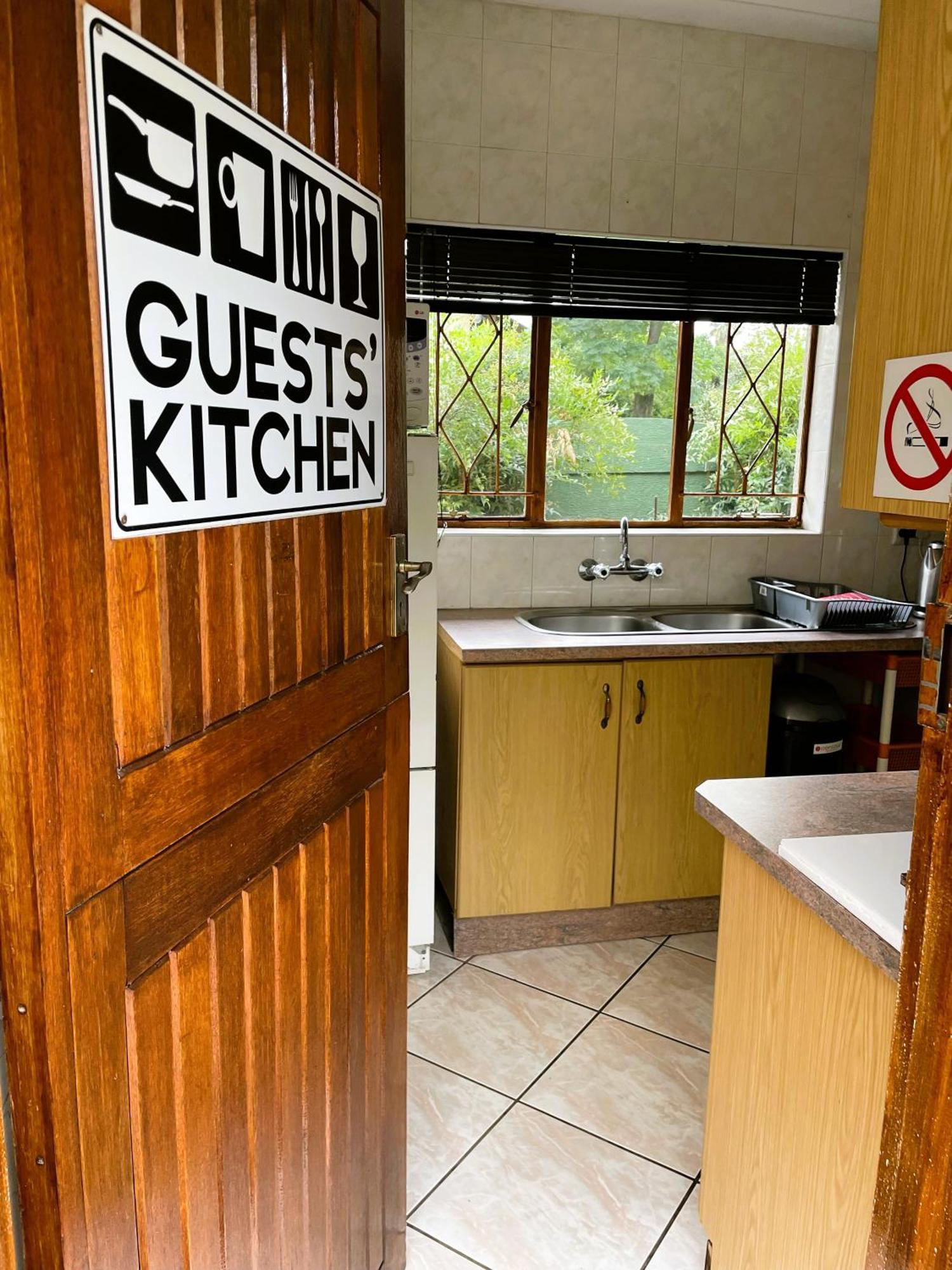 Celtis Lane Guest House Боксбург Экстерьер фото