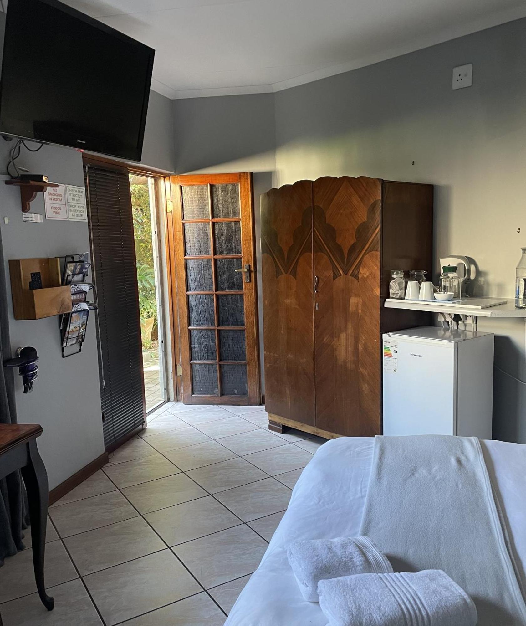 Celtis Lane Guest House Боксбург Экстерьер фото