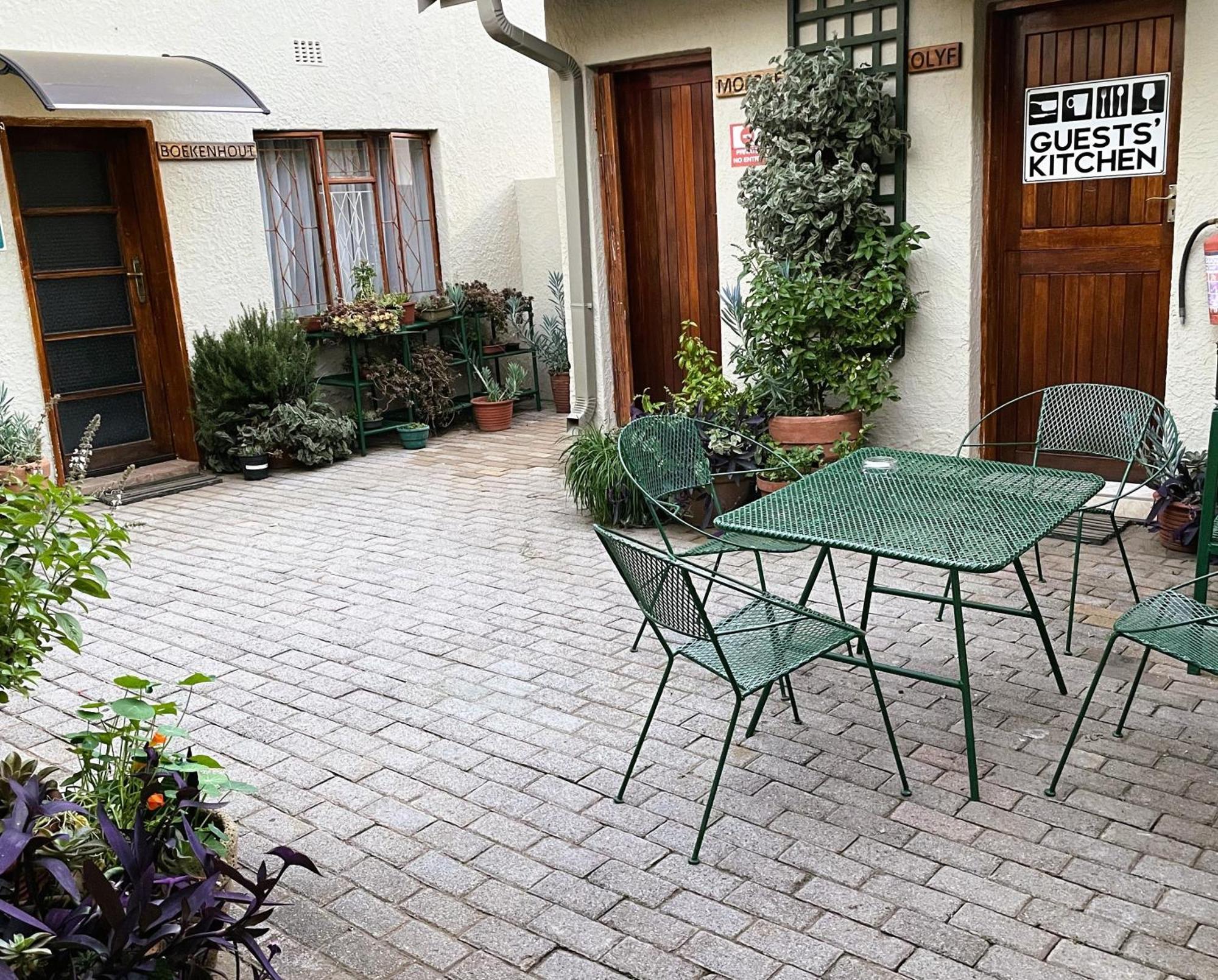 Celtis Lane Guest House Боксбург Экстерьер фото