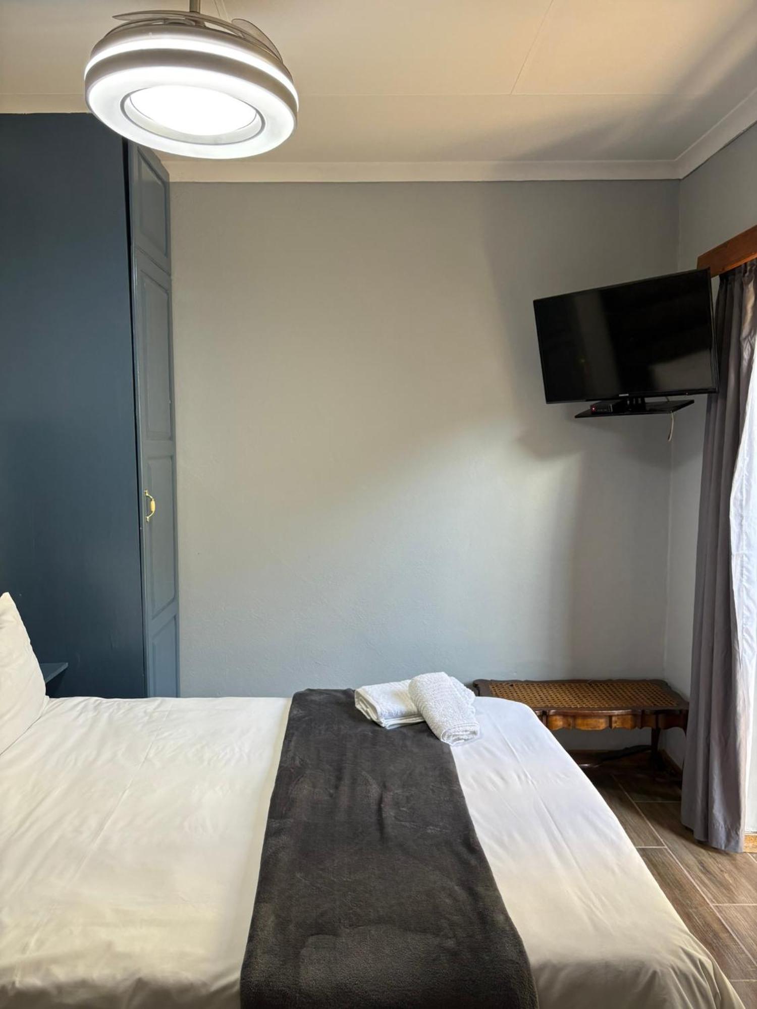 Celtis Lane Guest House Боксбург Экстерьер фото